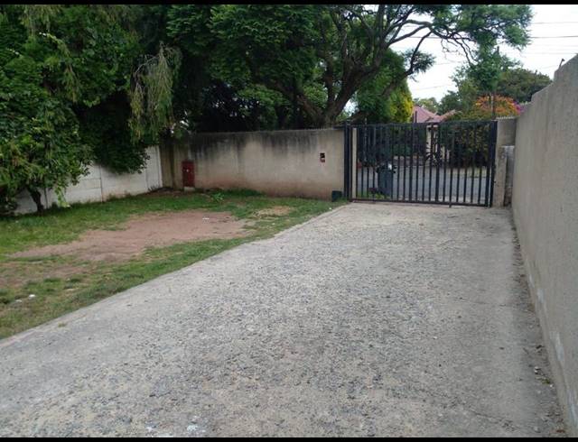 3 BEDROOM HOUSE FOR SALE IN KENSINGTON